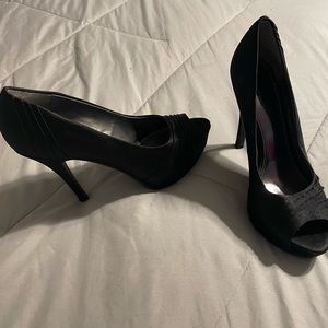 Black High heel shoes